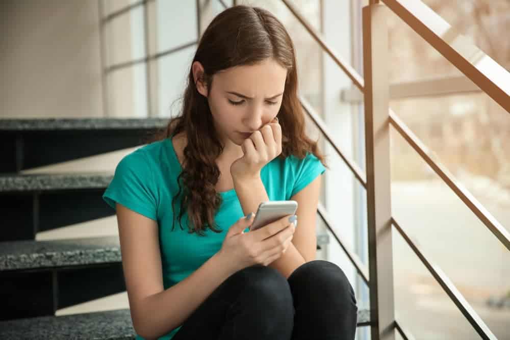 social media impacts mental health of teens