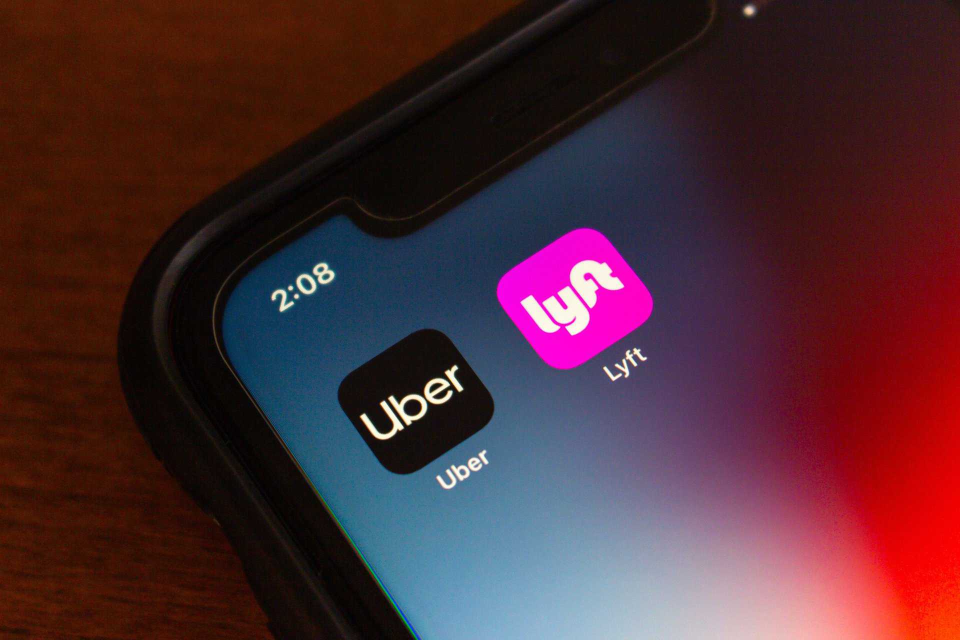 Uber-Lyft-Lawsuits-Will-Ridesharing-Companies-Be-Held-Accountable-Display-Image-scaled-1